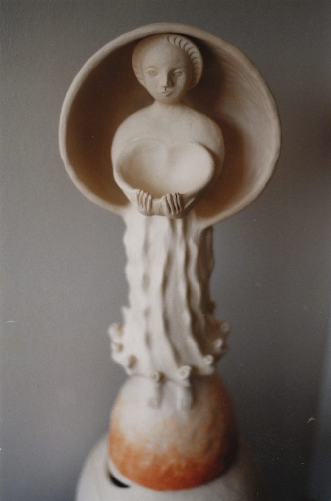 7. 1996 MadonnenFigur Privatbesitz H45cm